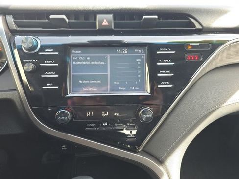 Used 2019 Toyota Camry SE image 15