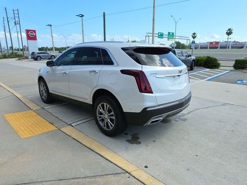 Used 2023 Cadillac XT5 Premium Luxury w/ Technology Package image 6