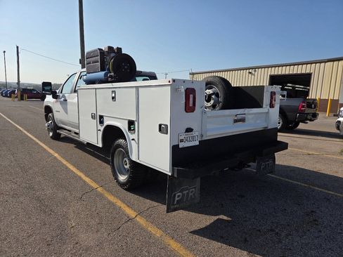 Used 2023 Chevrolet Silverado 3500 W/T w/ WT Fleet Convenience Package AWD/4WD image 7