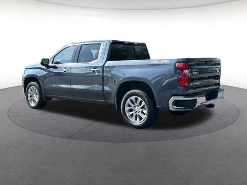 Used 2021 Chevrolet Silverado 1500 LTZ w/ LTZ Convenience Package II AWD/4WD image 3
