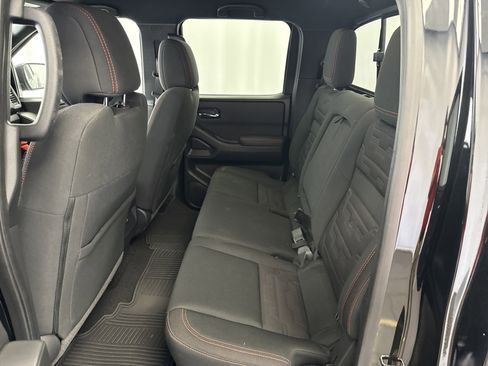 Used 2022 Nissan Frontier Pro-X w/ Technology Package image 16