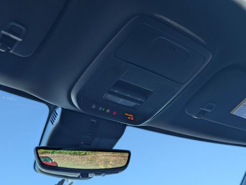 Used 2024 Chevrolet Traverse Z71 w/ Enhanced Driving Package image 33