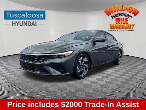 Used 2024 Hyundai Elantra Limited image 15