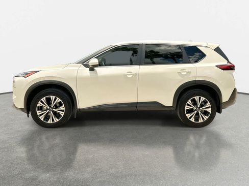 Used 2023 Nissan Rogue SV FWD image 4