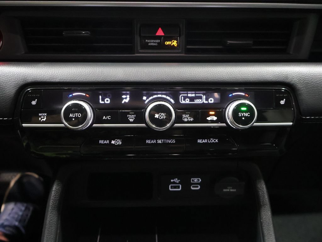 Used 2025 Honda Pilot EX-L image 36