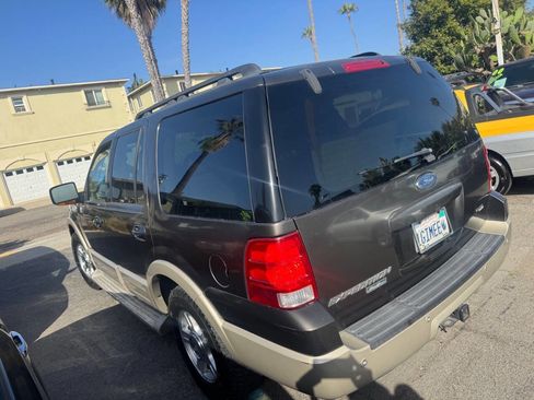 Used 2005 Ford Expedition Eddie Bauer RWD image 4