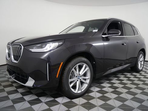 Used 2025 BMW X3 xDrive30i w/ Premium Package image 7