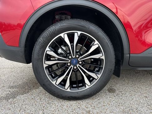 Used 2022 Ford Escape SE w/ SE Sport Appearance Package image 51