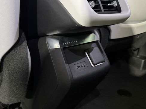 Certified 2024 Cadillac Lyriq Luxury RWD image 43