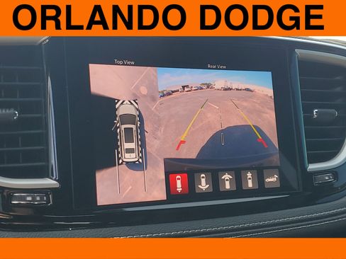 New 2026 Chrysler Pacifica Select image 16