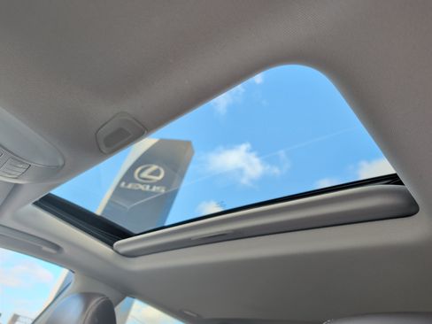 Used 2020 INFINITI QX60 Luxe w/ Essential Package FWD image 23