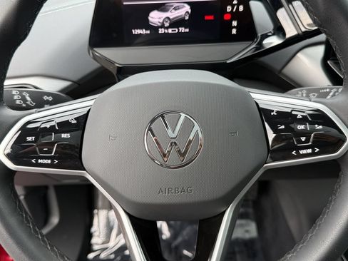 Used 2023 Volkswagen ID.4 Pro RWD image 21