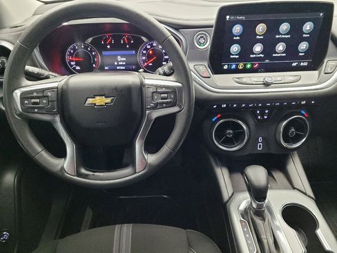 Used 2024 Chevrolet Blazer LT w/ Convenience Package FWD image 22