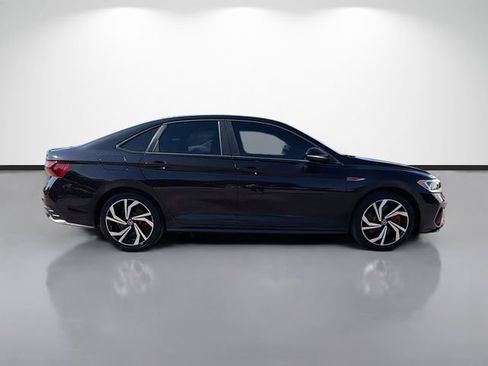 Used 2023 Volkswagen Jetta GLI Autobahn FWD image 2