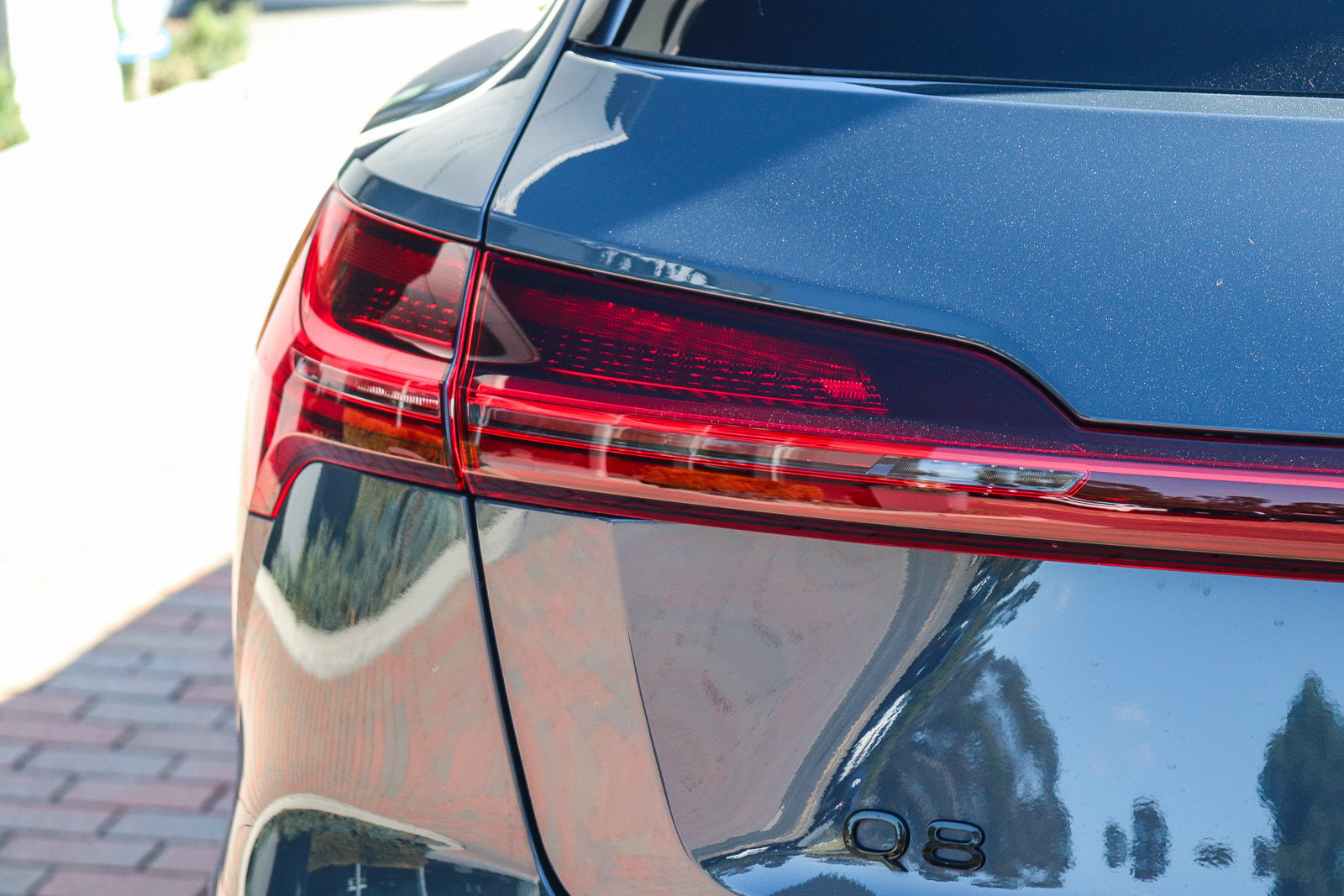 Certified 2024 Audi Q8 e-tron Premium Plus w/ Premium Plus Package AWD/4WD image 9
