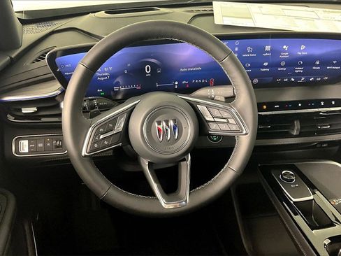 New 2026 Buick Enclave Preferred image 7