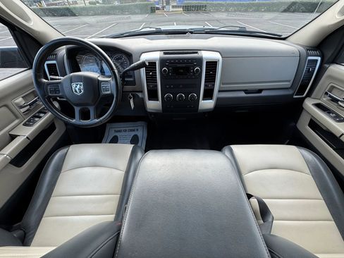 Used 2012 RAM 3500 SLT image 18