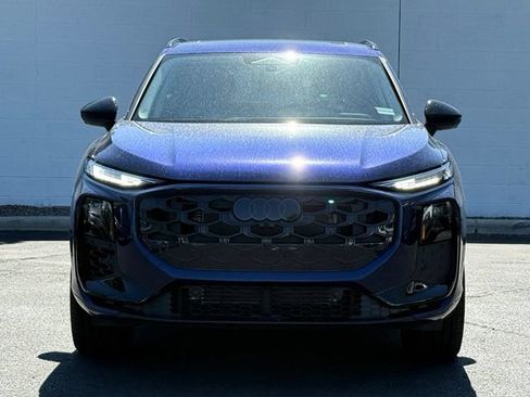 New 2026 Audi Q3 quattro 2.0T AWD/4WD image 3