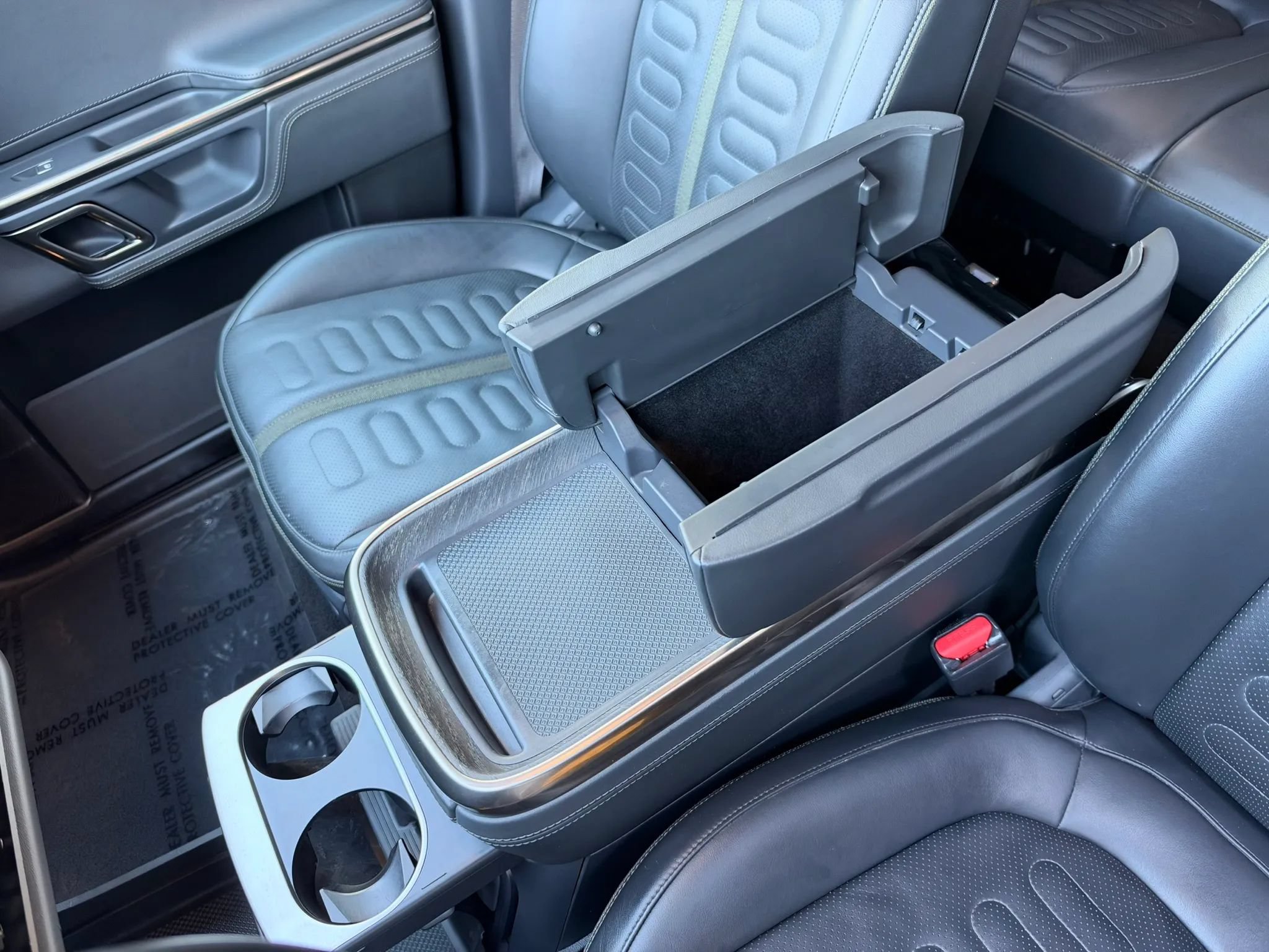 Used 2022 Rivian R1T Adventure AWD/4WD image 70