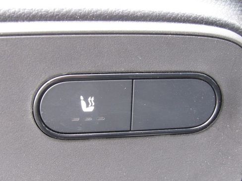 Used 2025 Mercedes-Benz Sprinter 2500 image 13