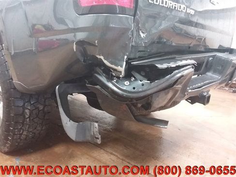 Used 2017 Chevrolet Colorado Z71 image 15