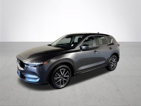Used 2018 MAZDA CX-5 Touring w/ Preferred Equipment Package FWD image 2