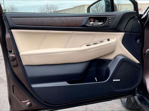 Used 2019 Subaru Outback 2.5i Limited w/ Popular Package #2 image 26