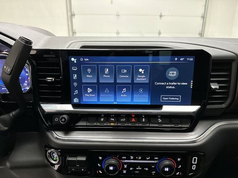 Used 2024 Chevrolet Silverado 3500 High Country w/ High Country Premium Package image 37