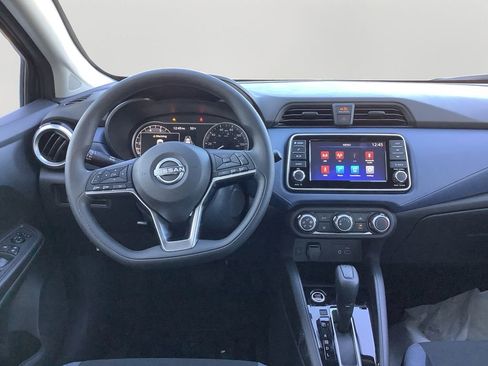 Used 2025 Nissan Versa SV w/ Trunk Package image 17
