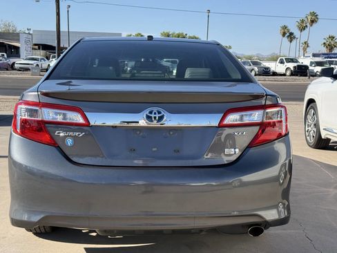 Used 2014 Toyota Camry XLE w/ Leather Package FWD image 7
