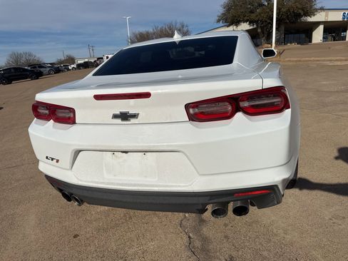 Used 2021 Chevrolet Camaro LT w/ Technology Package image 6