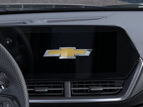 New 2026 Chevrolet Trax RS w/ Sunroof Package FWD image 20