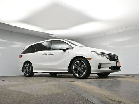 Used 2023 Honda Odyssey Elite image 42