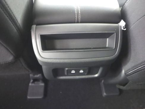 New 2026 Nissan Pathfinder SV image 24