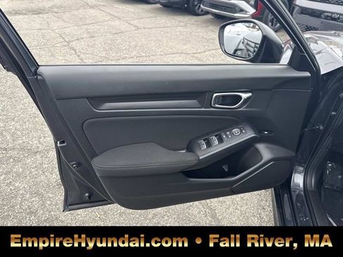 Used 2025 Honda Civic Sport image 17