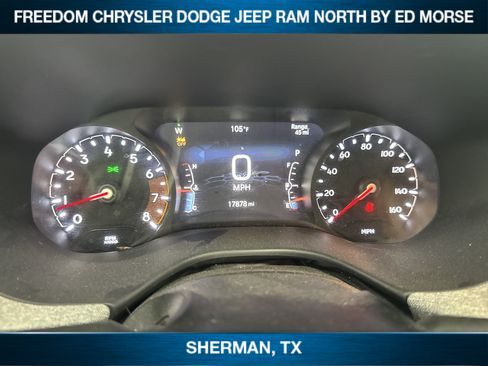 Used 2025 Jeep Compass Latitude AWD/4WD image 12