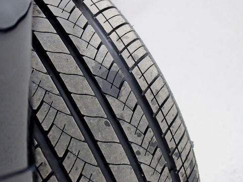 Used 2017 Lincoln Continental Select w/ Climate Package image 36