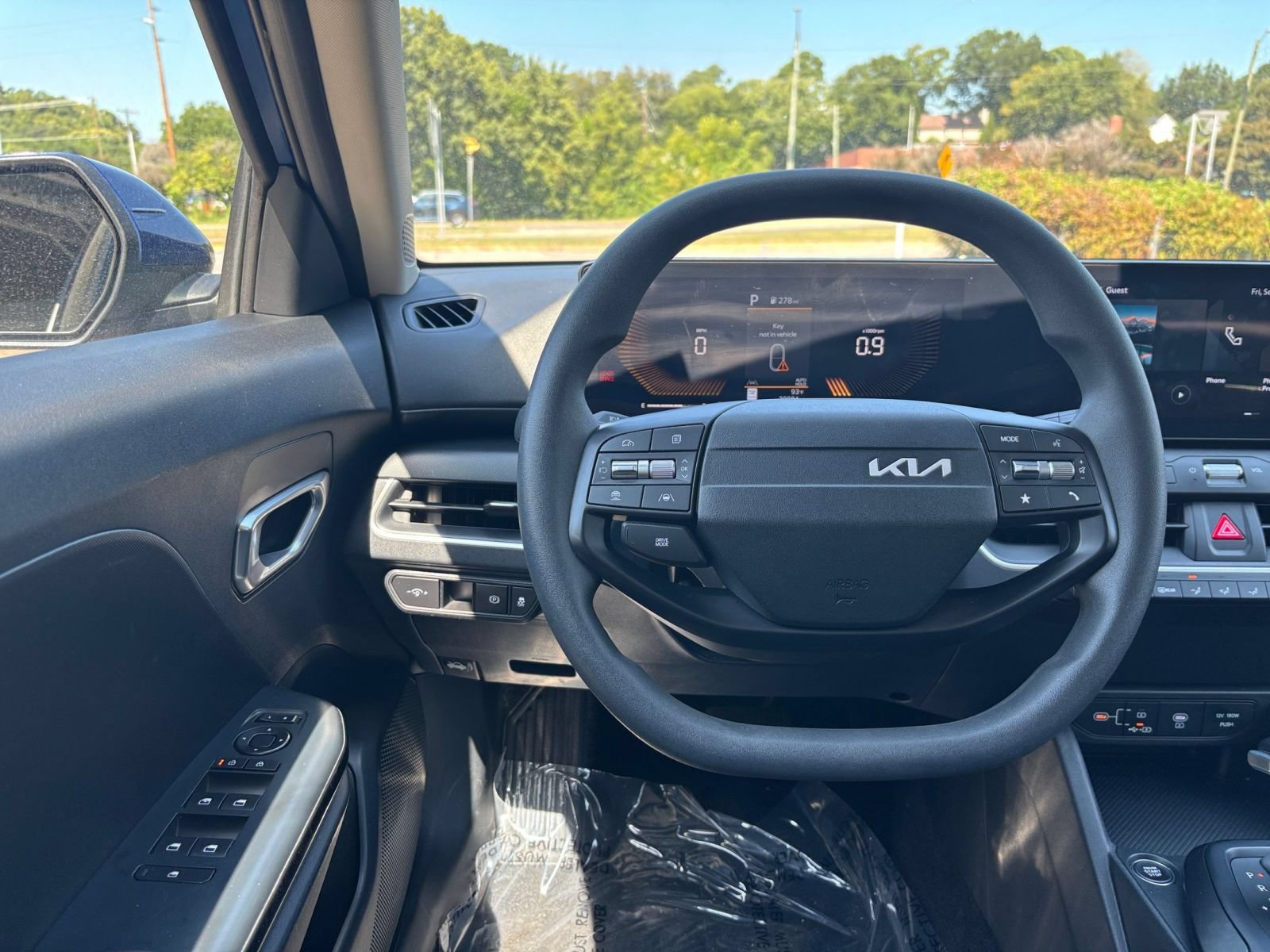 Used 2026 Kia K4 FWD image 30