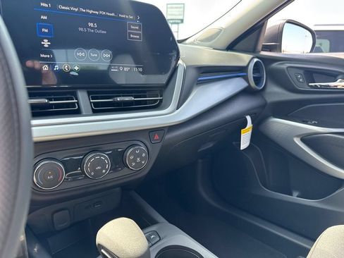 New 2026 Chevrolet Trax LS w/ Driver Confidence Package FWD image 19