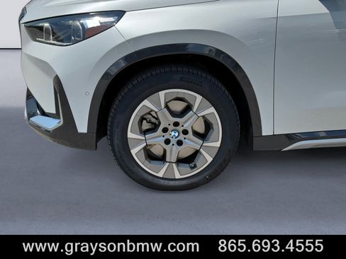 Used 2023 BMW X1 xDrive28i w/ Convenience Package AWD/4WD image 9