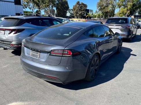 Used 2023 Tesla Model S image 3