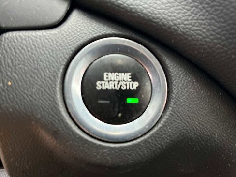 Certified 2023 Chevrolet Equinox LT image 16