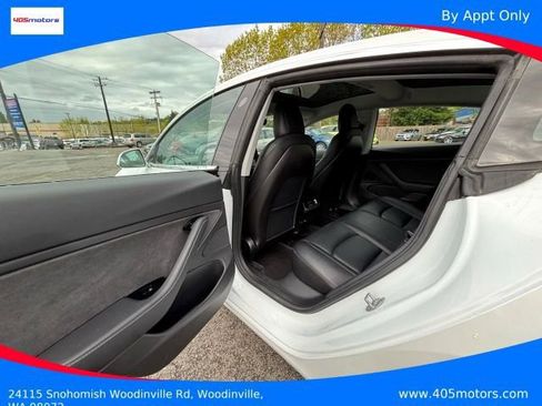 Used 2018 Tesla Model 3 Mid Range image 24