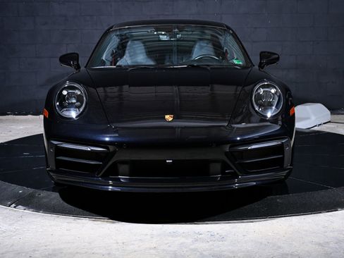 Used 2024 Porsche 911 Carrera S RWD image 11