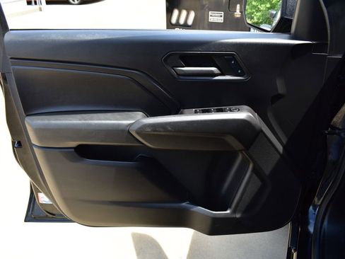 Used 2023 Chevrolet Colorado W/T RWD image 14