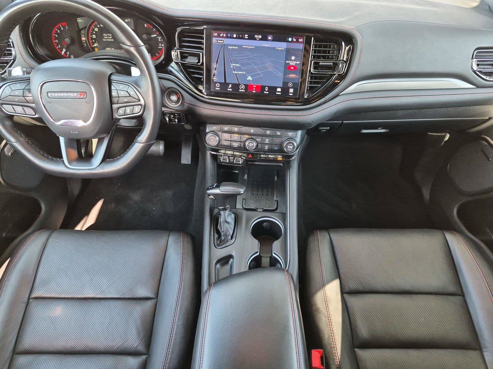 Used 2025 Dodge Durango GT AWD/4WD image 13