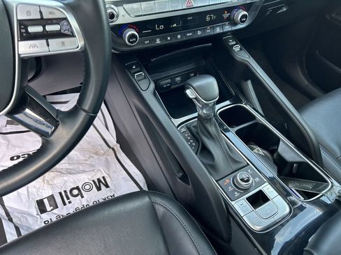 Used 2025 Kia Telluride S AWD/4WD image 21