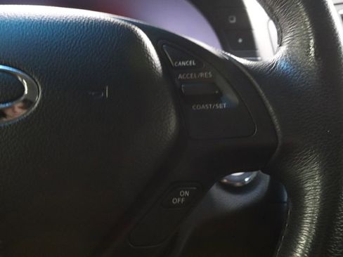 Used 2013 INFINITI G37 w/ Premium Pkg image 21