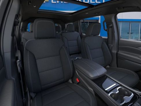 New 2026 Chevrolet Traverse LT w/ Sun and Wheel Package image 16