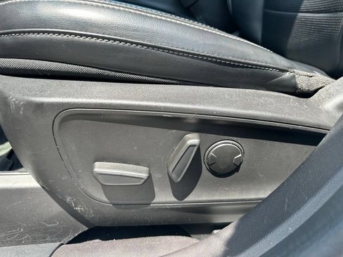 Used 2023 Ford Escape Platinum AWD/4WD image 17